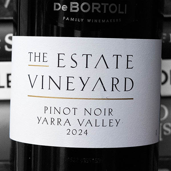 lake breeze arthurs reserve cabernet sauvignon malbec petit verdot 2021 01